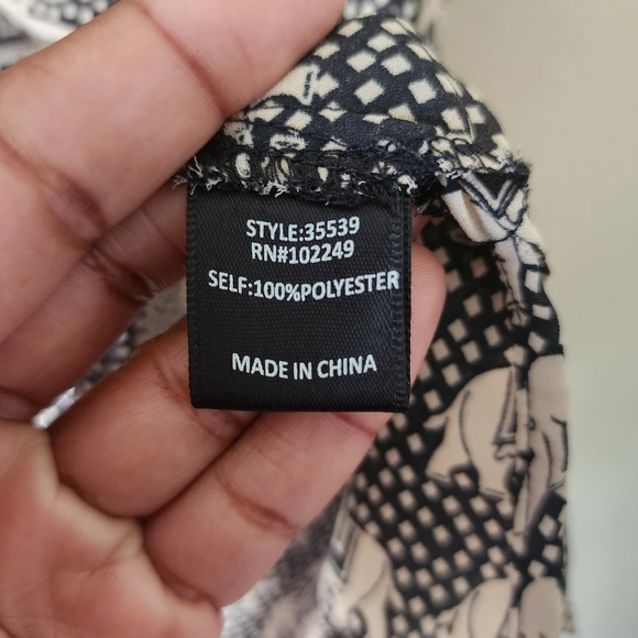 Pixley Stith Fix Cream Black Elephant Print Sleeveless V-Neck Tank Top B… - Picture 7 of 8